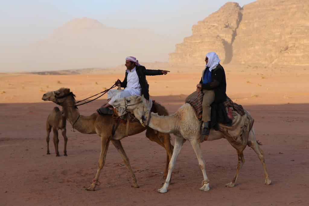 Sun City Camp Hotell Wadi Rum Exteriör bild